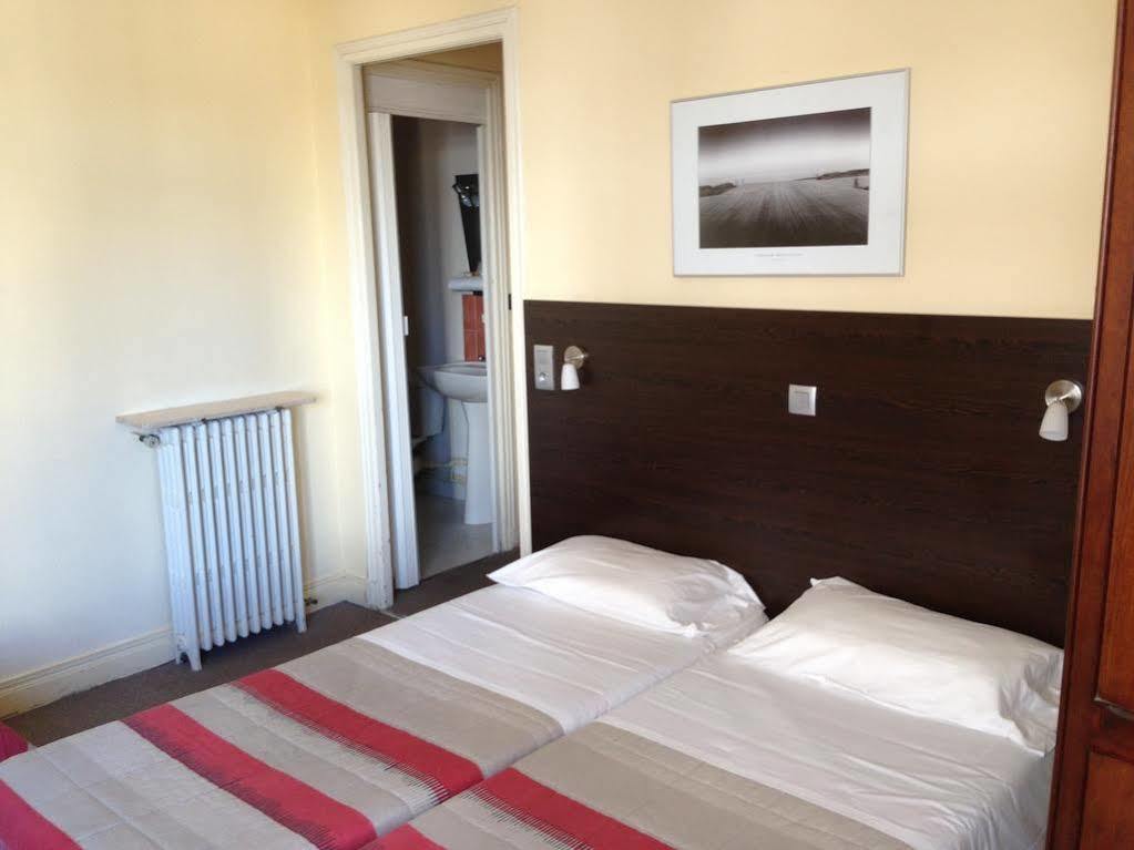 Hotel Savoy Juan-les-Pins Exterior photo